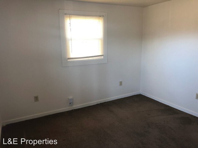 Foto del edificio - 2 br, 1 bath House - 912 N Morris Street