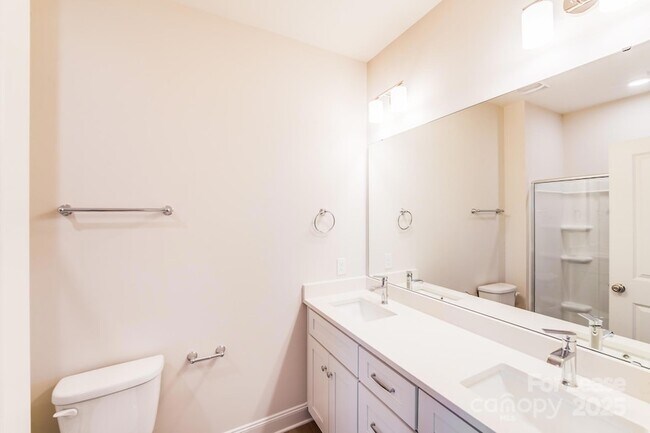 Foto del edificio - 645 Brookwood St