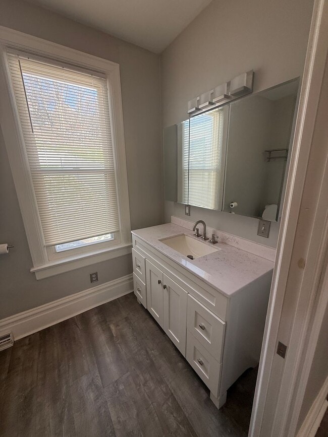 Photo - 4 bedroom beauty in Canon-Mac! House