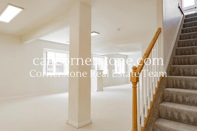 Building Photo - 8160 Old Exchange Dr