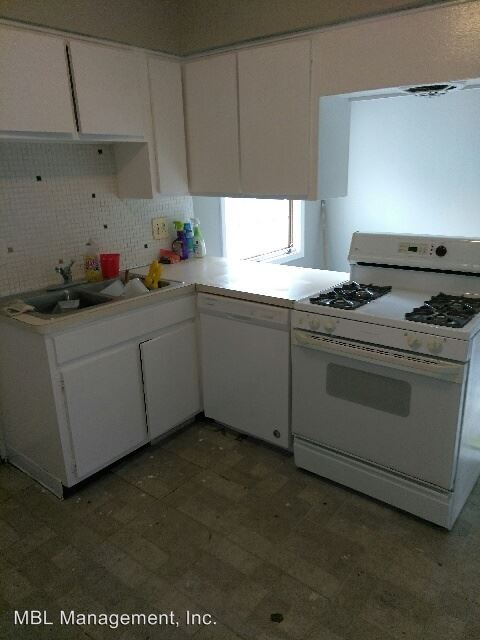Foto del edificio - 22975 Fairmount Blvd
