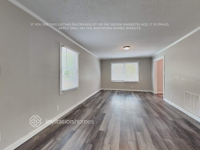 Foto del edificio - 3600 Barcelona Ave