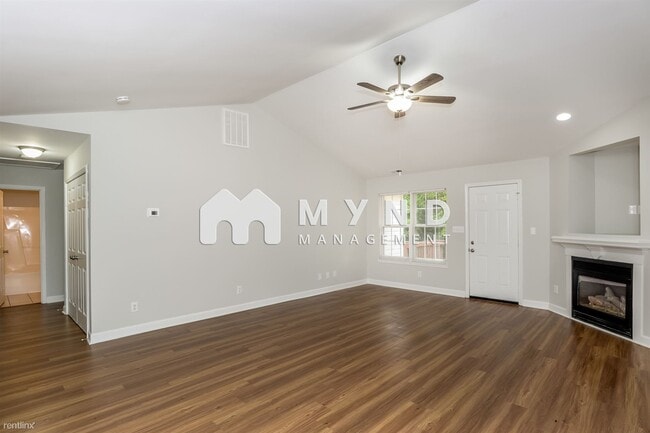 Building Photo - 3 br, 2 bath House - 919 Crestmere St