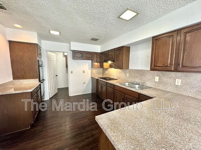 Foto del edificio - 13217 Fall Manor Dr