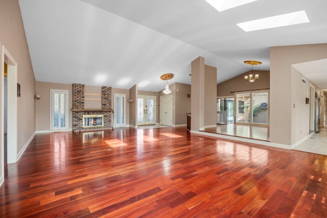 Foto del edificio - 2244 Kehrsglen Ct