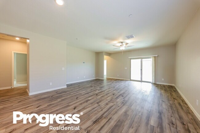 Building Photo - 11503 W Camden Dr