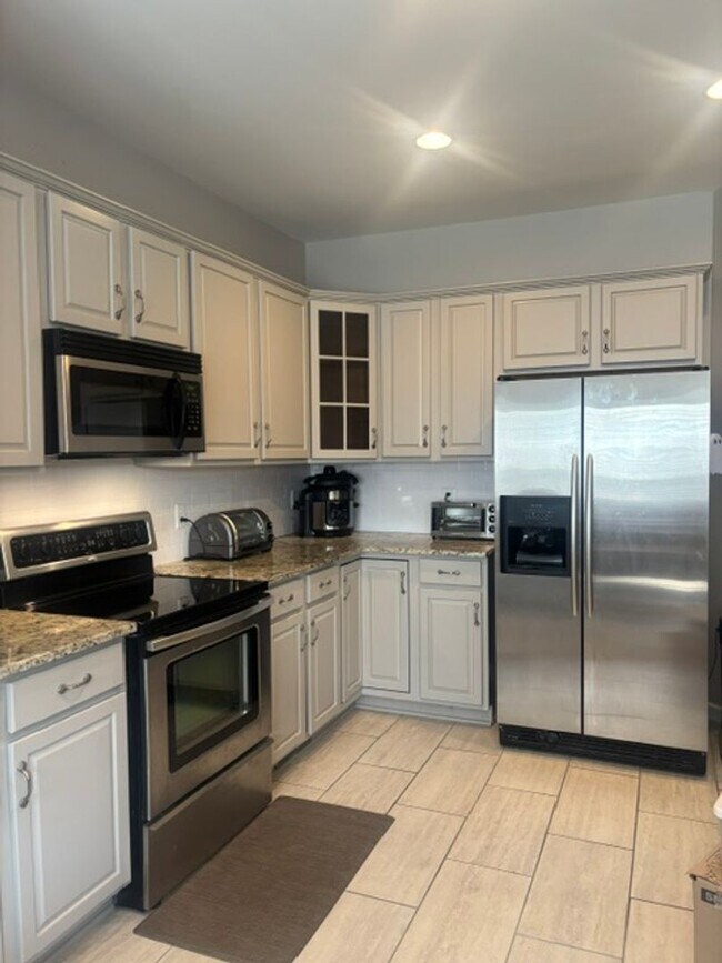 Foto del edificio - 109 Fieldcrest Ct