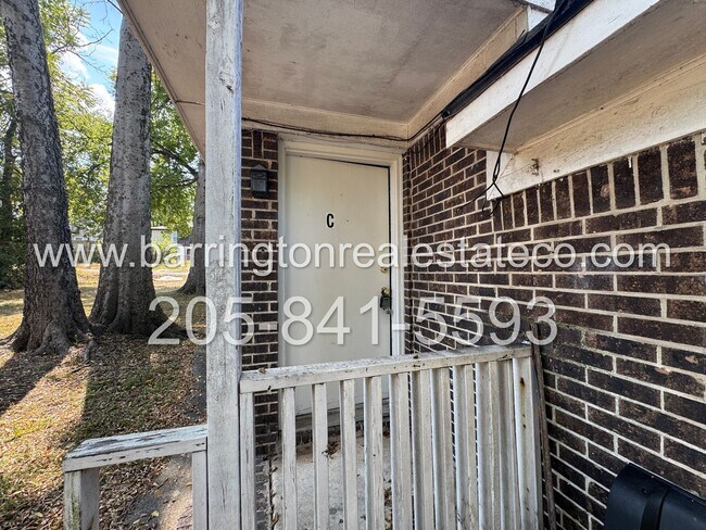 Foto del edificio - 1613 26th St Ensley