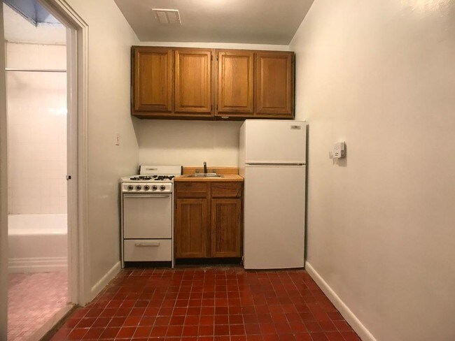 Foto del edificio - 1681 1st Ave
