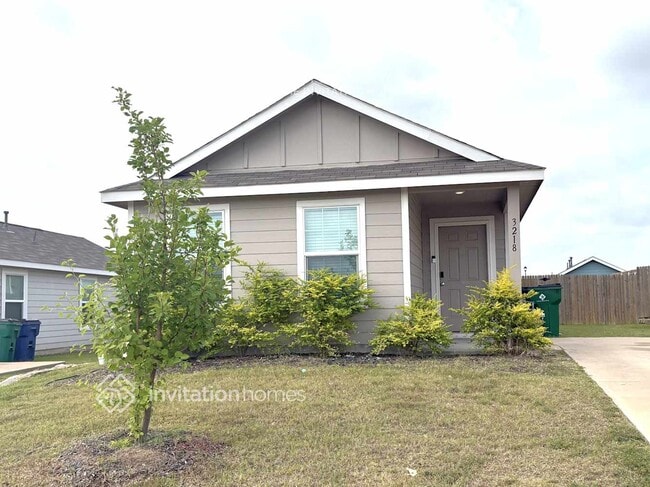 Building Photo - 3218 Crestone Dr