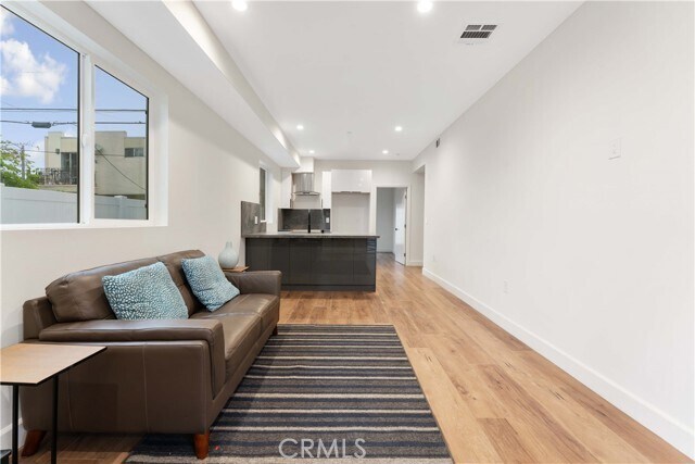 Foto principal - 4559 W 18th St