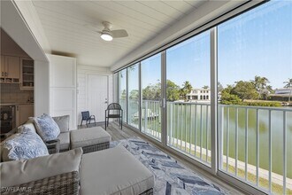 Building Photo - 1910 Gulf Shore Blvd N