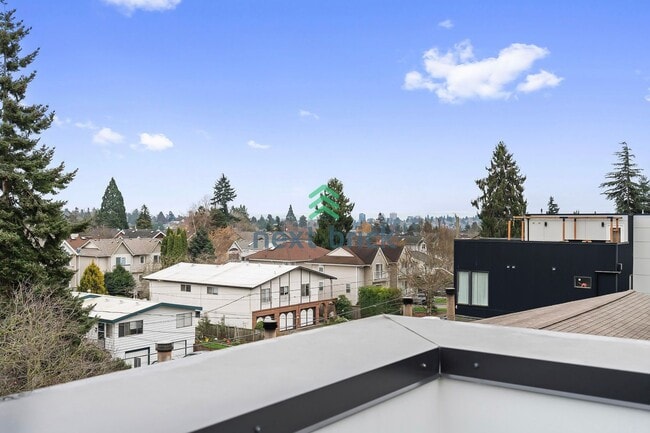 Building Photo - 2 Bed 2 Bath Single-family House Available for Rent!