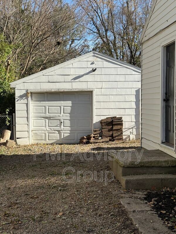 Foto del edificio - 3308 SE Ohio Ave