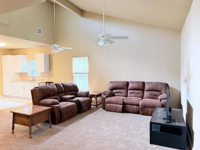 Foto del edificio - 236 Piney Ridge Dr