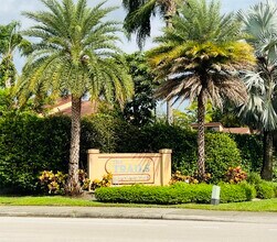 Building Photo - 1407 Lakeview Dr E