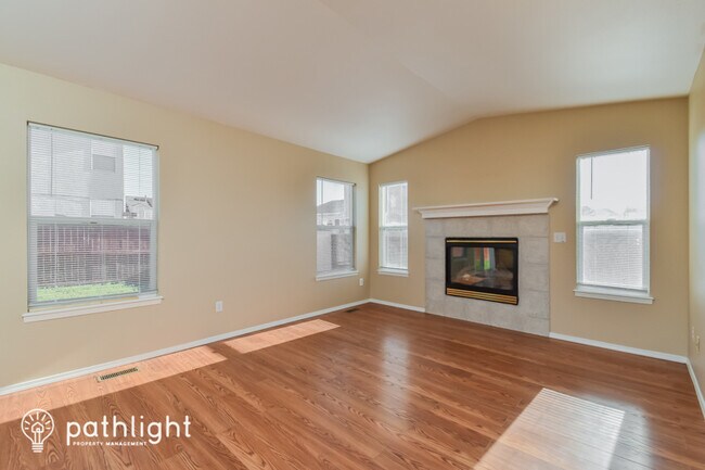 Building Photo - 4596 Skylark Rd