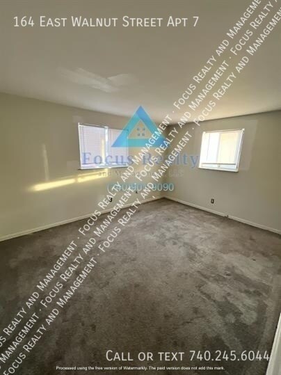 Foto del edificio - 164 E Walnut St