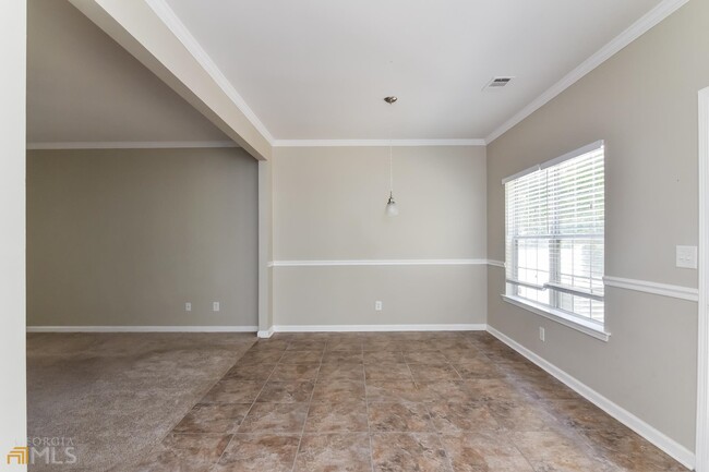 Building Photo - 4746 Autumn Rose Trail