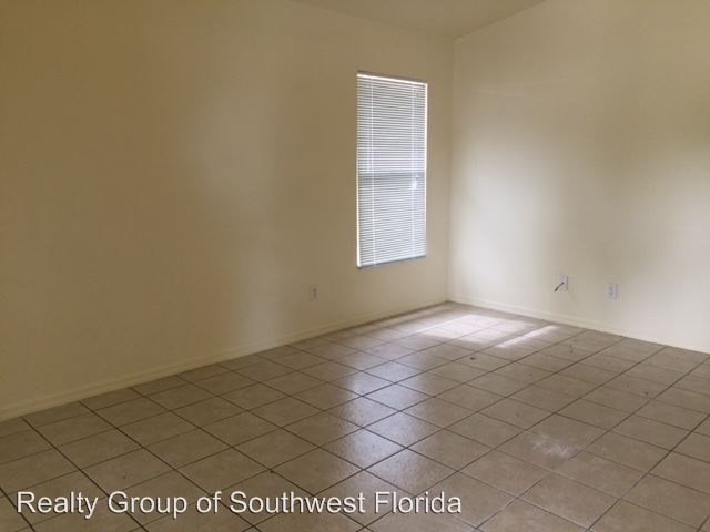 Building Photo - 3533 South St