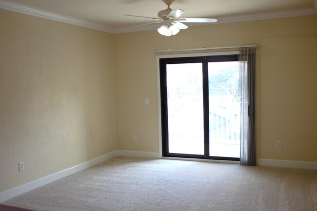 Building Photo - 6451 Borasco Dr