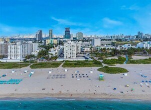 Building Photo - 465 Ocean Dr