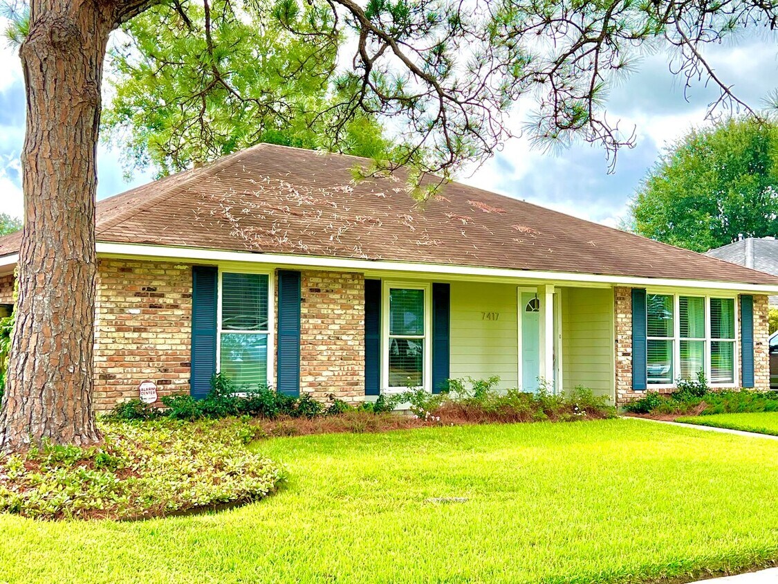 Primary Photo - 3 Bedroom House in Baton Rouge