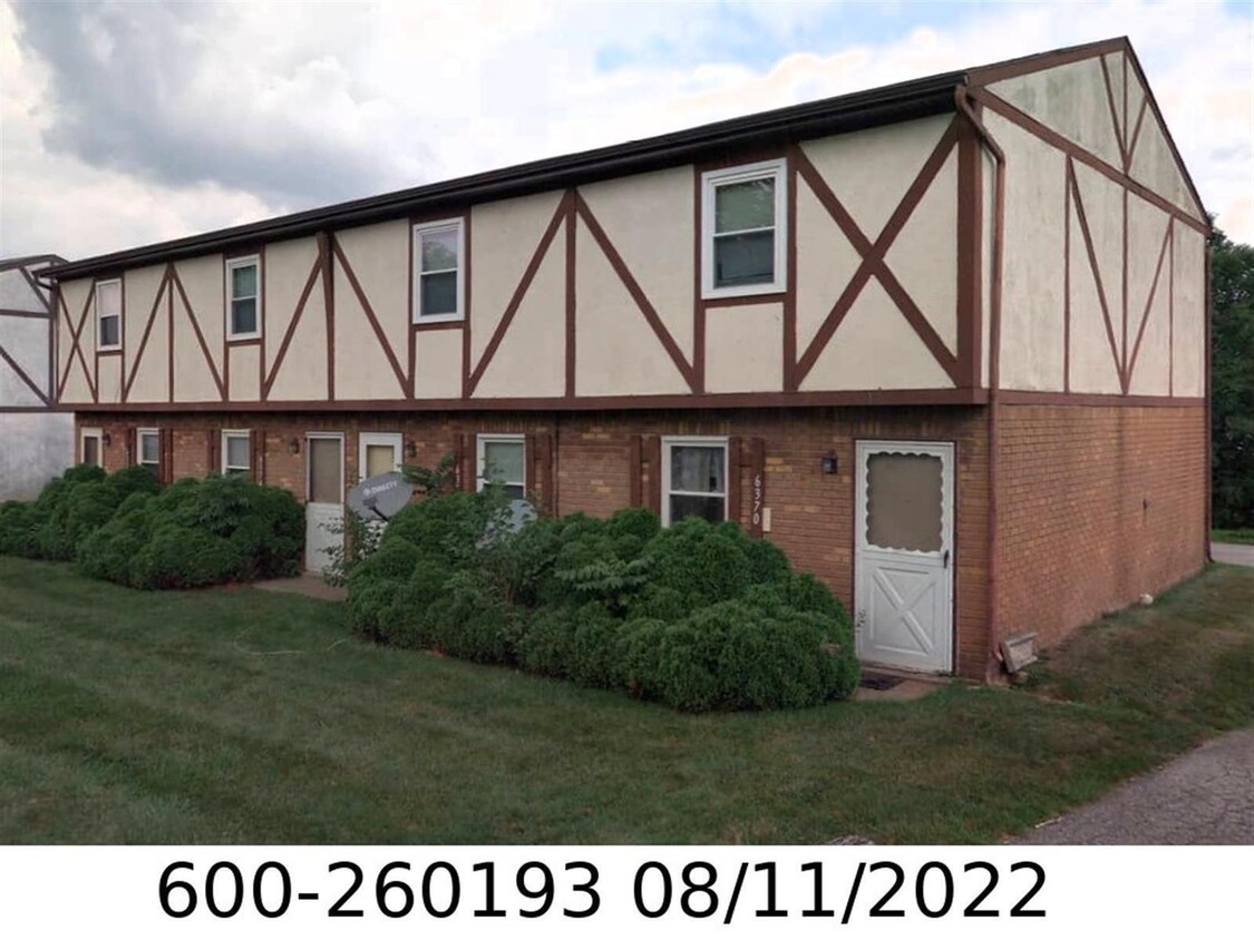 Primary Photo - 6374 Newtown Dr