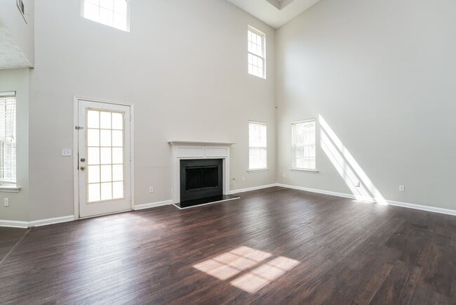 Foto del edificio - 1805 Neighborhood Walk