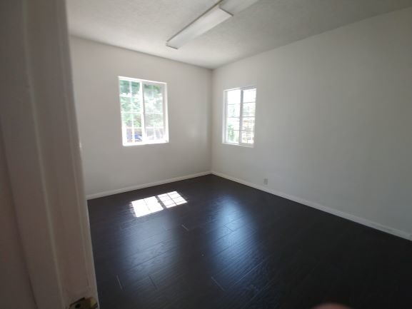 Building Photo - 135 Santa Mariana Ave