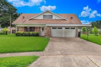 Building Photo - 3419 Oleander Pl