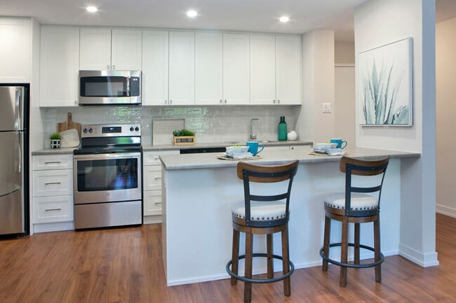 Building Photo - Southwood Apartments
