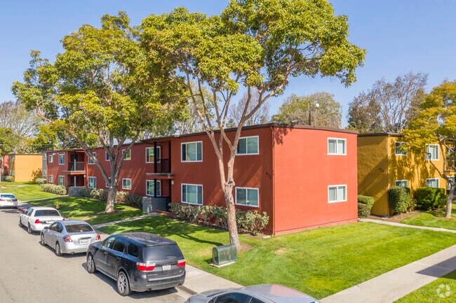 Aerial Photo - Vistan Apartments