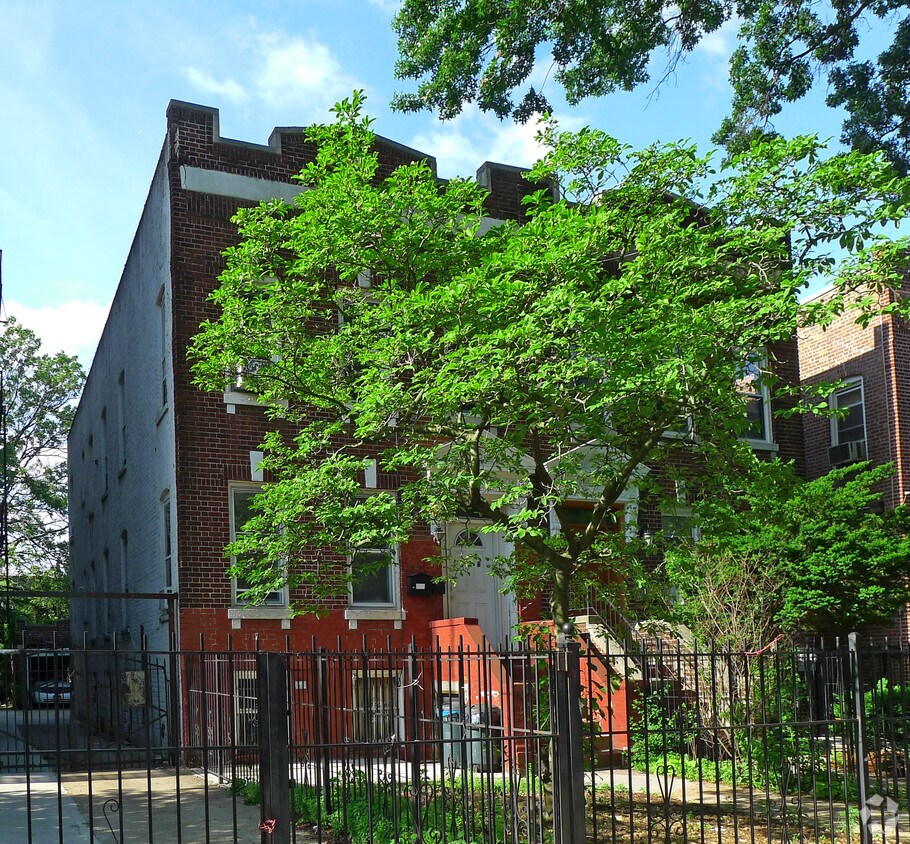 Building Photo - 146 Linden Blvd