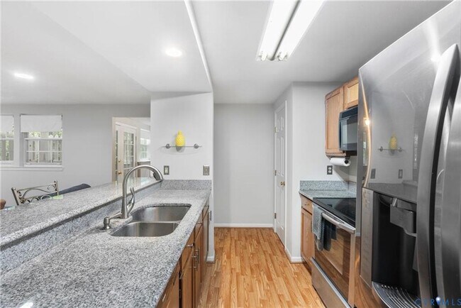 Foto del edificio - well-kept 2-bedroom, 2-bath condo