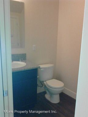 Building Photo - 9181 Seville Ln