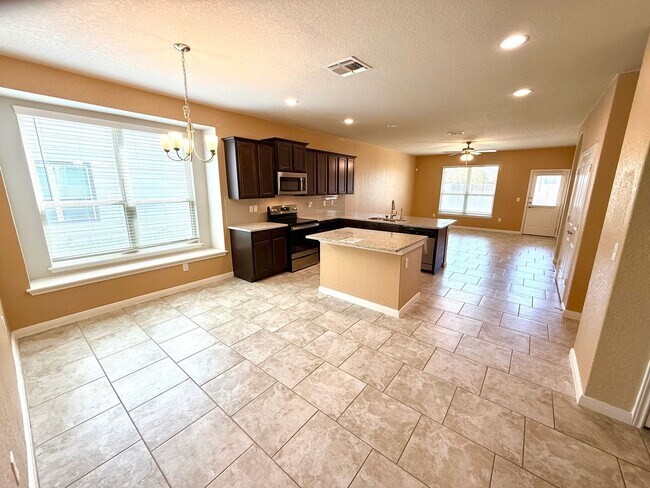 Building Photo - Spacious 4-Bedroom Single-Story Home with Modern Features & Open Living