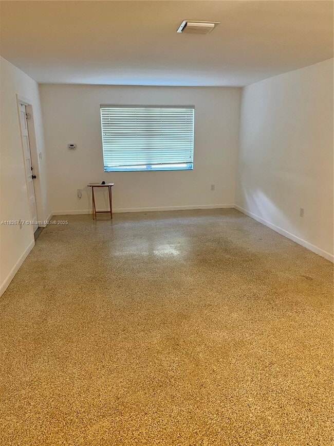 Building Photo - 10820 SW 78th Ave