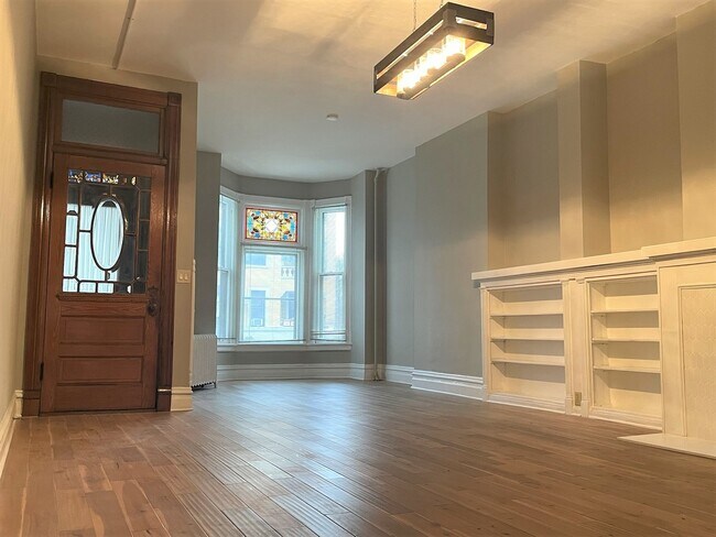 Foto del edificio - 5405 S Dorchester Ave