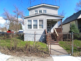 Building Photo - 708 W 116th Pl