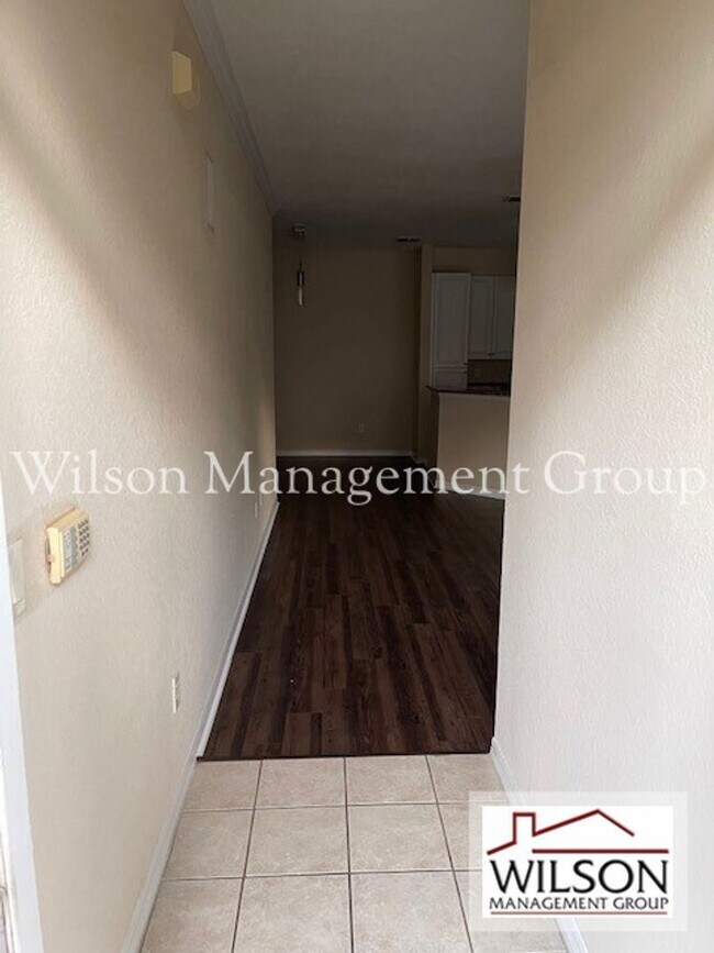 Building Photo - 2 br, 2 bath House - 5284 Wellington Park ...