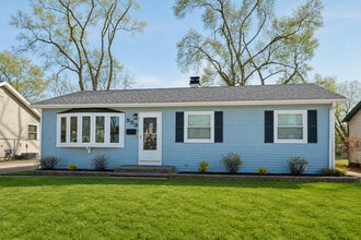 Building Photo - 533 Bobby Ln