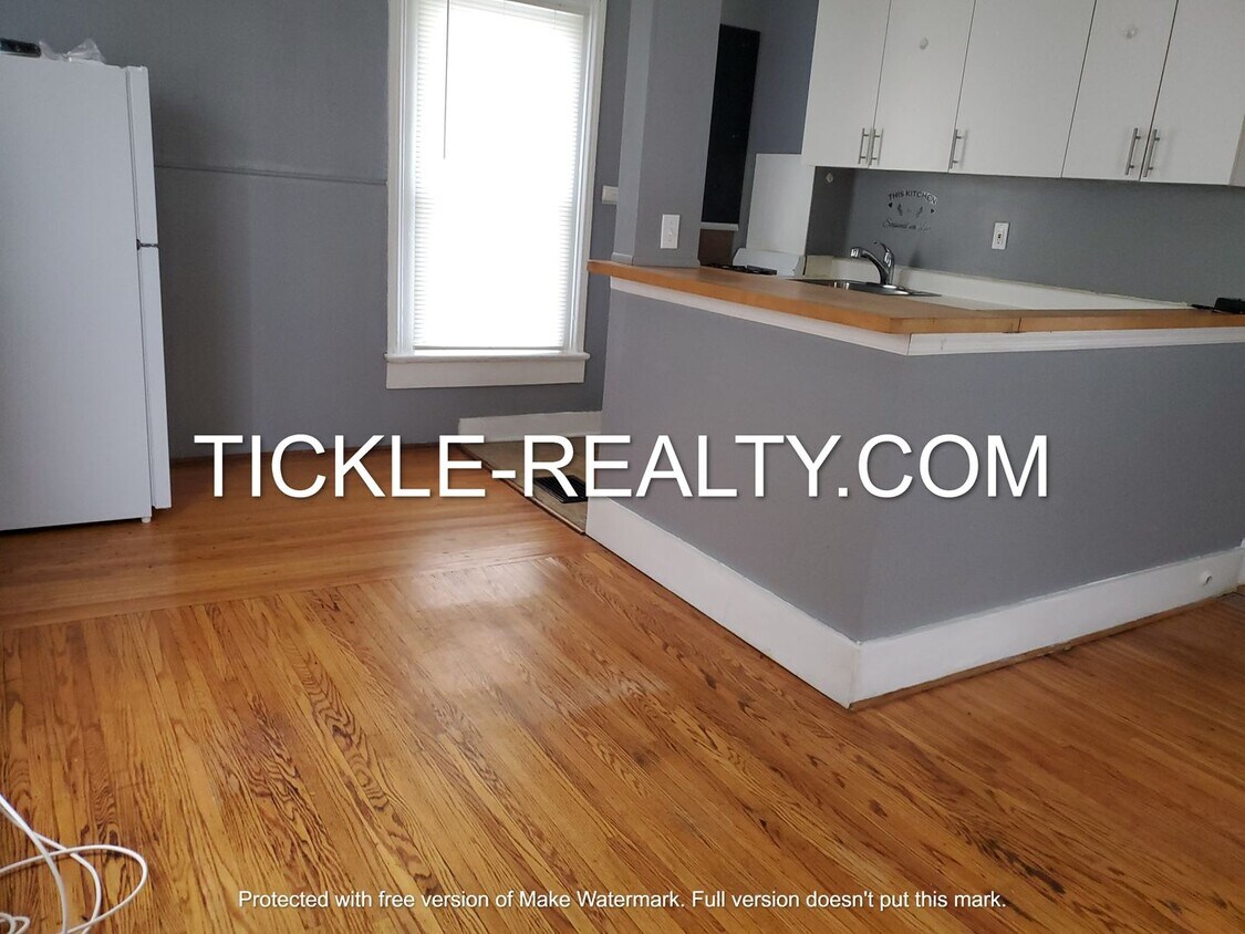 469 Meigs Street Apartment for Rent in Rochester, NY