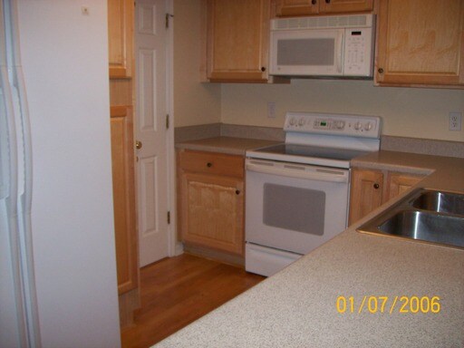 Building Photo - 134 Pelham Springs Pl