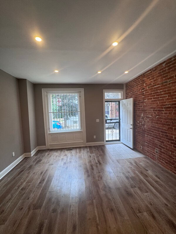 Foto del edificio - 1740 Edgley St