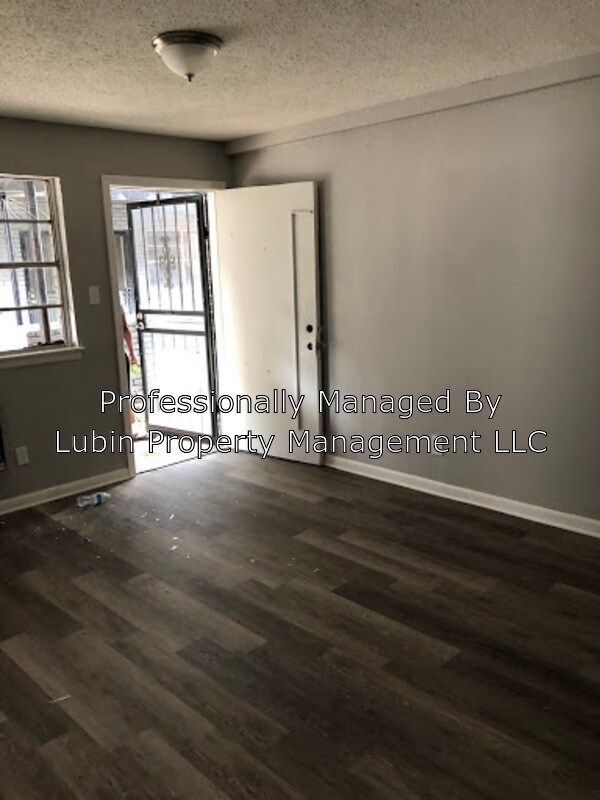 Foto del edificio - 1433 Court Ave