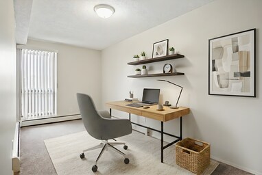 Building Photo - Apartment with Den