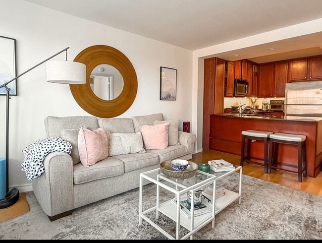 Foto del edificio - 2300 N Commonwealth Ave