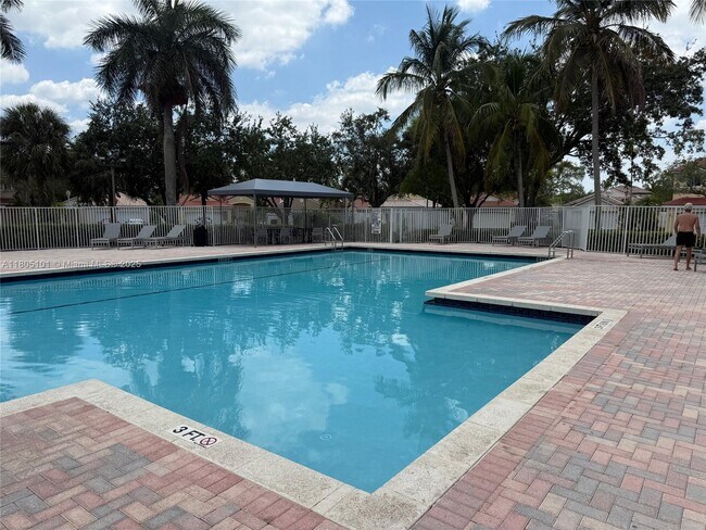 Building Photo - 1808 Salerno Cir