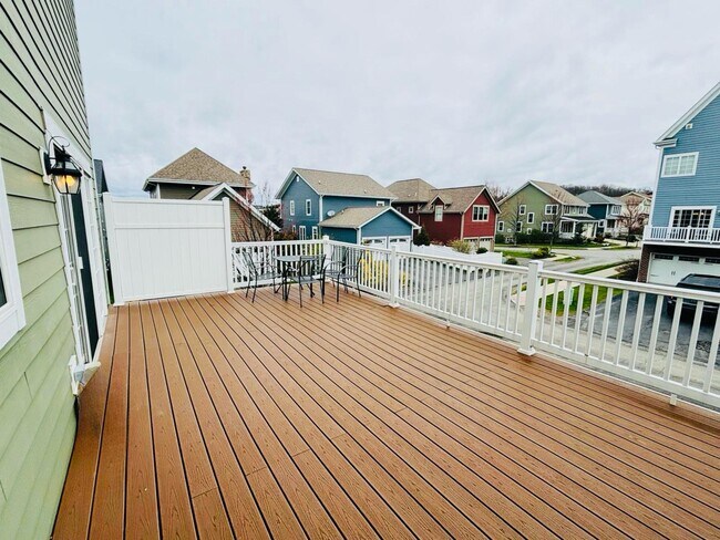 Building Photo - 301 Osona Ln